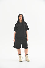 Load image into Gallery viewer, BACKSTAGE SHORTS - BLACK
